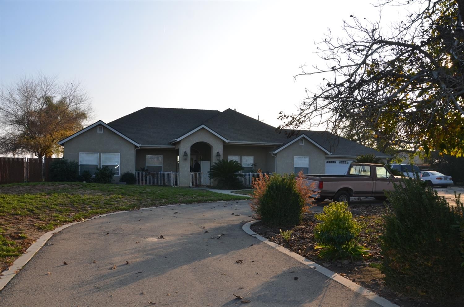 10855 E Nebraska Ave, Selma, CA 93662